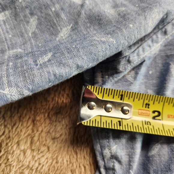 Vineyard Vines NWT Classic Fit SS Micro Palm Chambray Casuel Button Down Shirt. - Picture 11 of 15